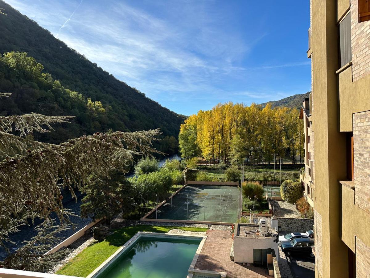 Apartament Rialp Amb Vistes Al Riu Noguera Pallaresa Eksteriør billede